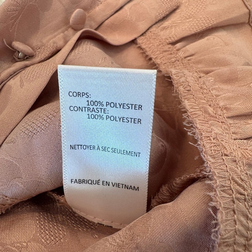 ASTR The Label Ruffled Hem Blouse Blush Pink Floral Jacquard VNeck AT16334 Small - Picture 8 of 9